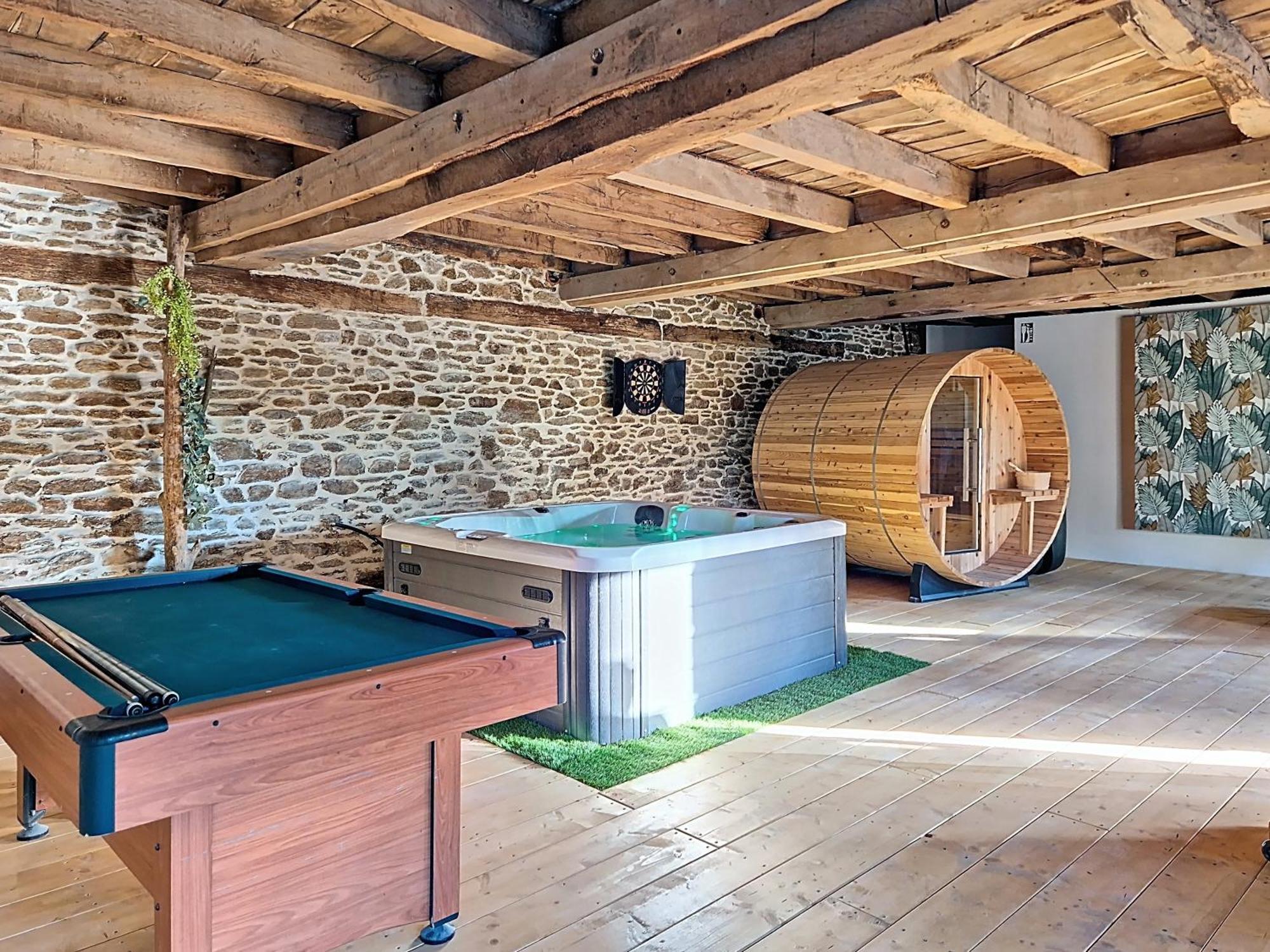 Comps-la-Grand-Ville Bergerie Renovee, Spa - Sauna , Proche Des Lacs, Sentiers Pedestres מראה חיצוני תמונה